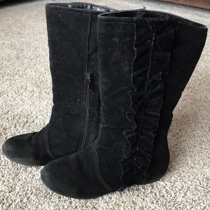 Girls size 3 black boots